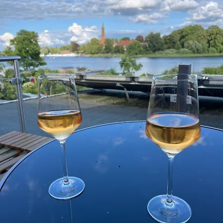 Apartment Seekutter Mit Eigenem Seezugang *